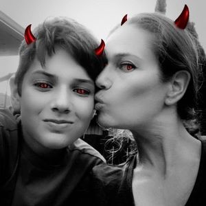 Meet your Posher, Kay